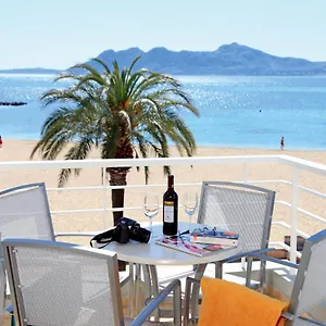 Bellamar Apartment